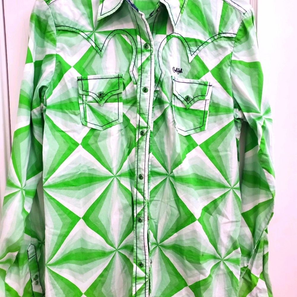 Cruel GirLong sleeve snap shirt size Xl